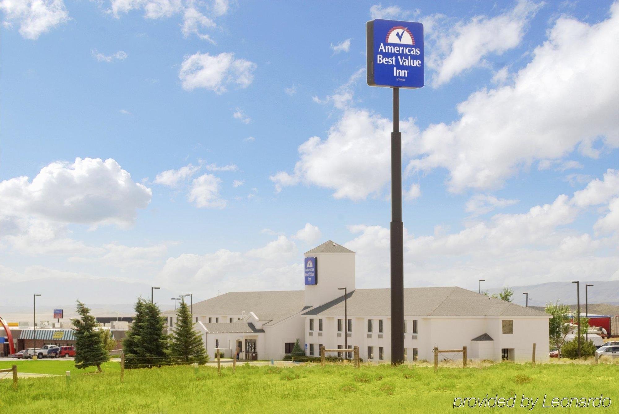 Americas Best Value Inn Rawlins Exterior foto
