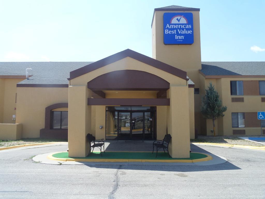 Americas Best Value Inn Rawlins Exterior foto